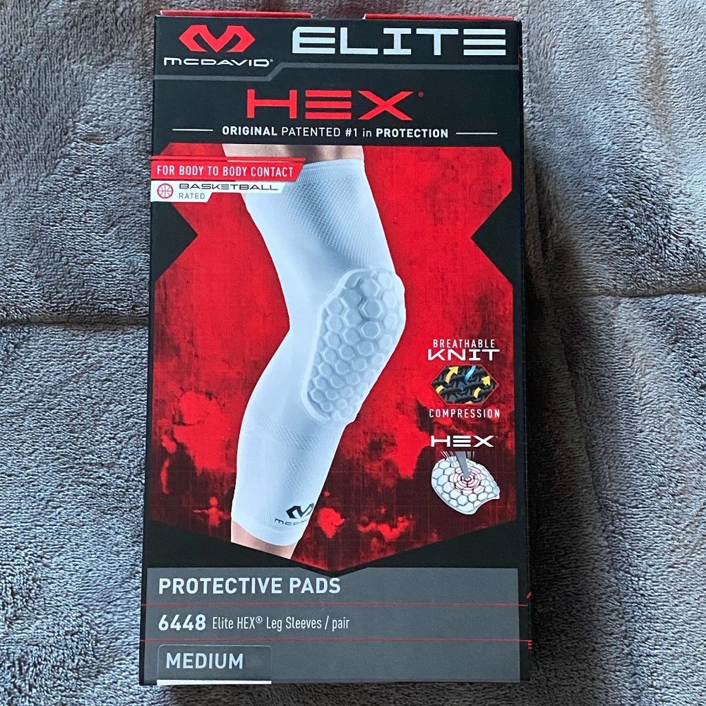 McDavid Hex Knee Sleeves Size: Medium